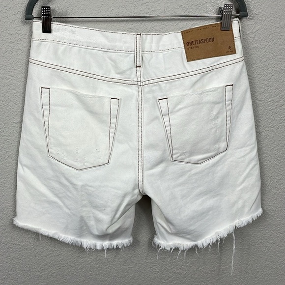 NWT One Teaspoon Stevies Mid Rise Bermuda Denim Shorts Destructed Rips Ivory 26 - Picture 4 of 16